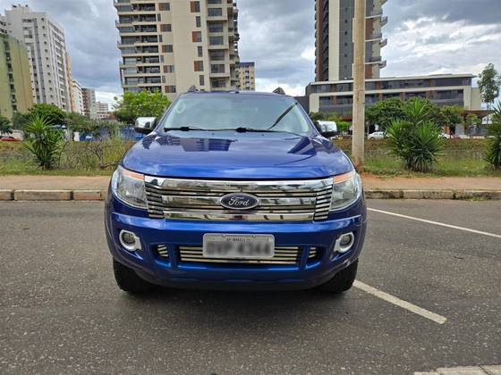 FORD RANGER 3.2 XLT 4X4 CD 20V DIESEL 4P AUTOMÁTICO FORD RANGER 3.2 XLT 4X4 CD 20V DIESEL 4P AUTOMÁTICO